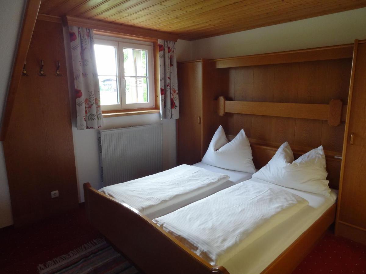 Pension Holzapfel Sankt Georgen im Attergau Esterno foto